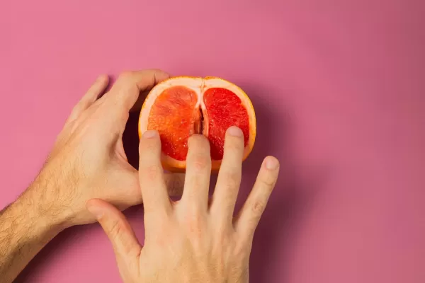 Come fare un ditalino: la guida per farla godere davvero