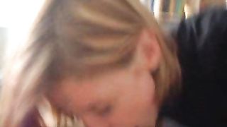 Prima il pompino e poi si tromba