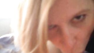 Prima il pompino e poi si tromba