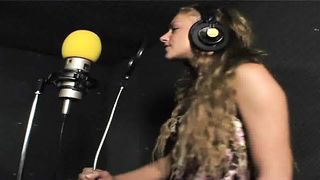 Video porno - sborrata in faccia