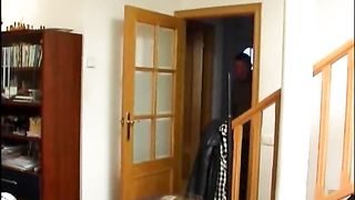 Anteprima del video: Video porno - verginella brutalmente scopata