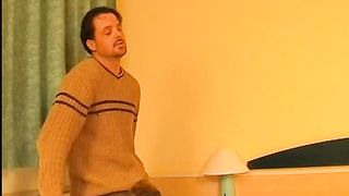 Video porno - puttana nera sesso anale e sborrata