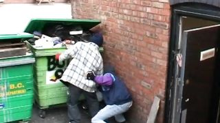 Video porno - asiatica con piercing sul clitoride