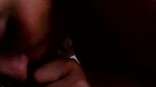 Video porno - troietta latina se lo prende nel culo