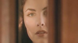 Video porno - asiatica fa pompino mentre si sditalina