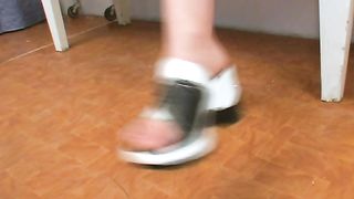 Tettona latina in latex fa spagnola