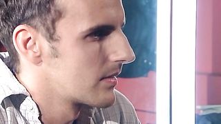 Anteprima del video: Video porno - ragazza latina scopata acrobatica