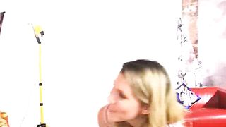 Anteprima del video: Coppia fa sesso amatoriale in ufficio