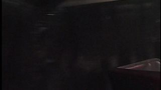 Video porno - pompino in cambio di un passaggio in auto