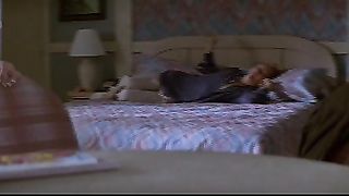 Video porno - giovane troia inculata hard