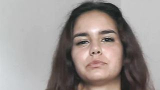 Video porno - biondina vergine scopata hard