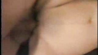 Video porno - asiatica sborrata nella fica gocciolante