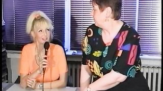 Anteprima del video: Bocchino ragazza tedesca mascherata