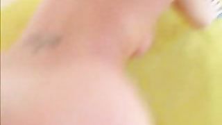 Video porno - bella porca inculata a pecora