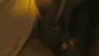 Anteprima del video: Ragazze esibizioniste sbocchinano cazzo