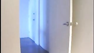 Pompino prima di serata in discoteca