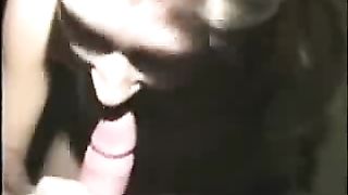 Anteprima del video: Figa bionda pompa con sborrata in faccia