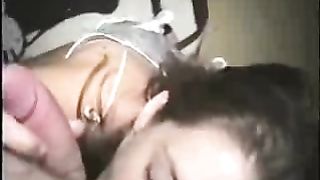 Figa bionda pompa con sborrata in faccia