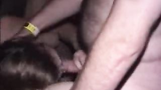 Video orgia selvaggia in discoteca