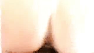 Fidanzata scopata e sborrata sul culo