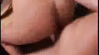 Ragazze amatoriali bionde fanno sesso a tre