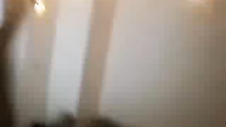 Troietta ubriaca scopata amatoriale ad un party