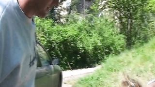 Anteprima del video: Video porno - troia diciottenne deflorata in fica e culo