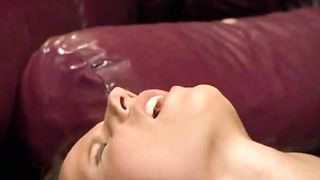 Video porno - bella bionda succhiatrice di cazzi