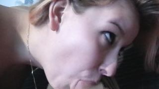 Sesso in auto con troia arrapata