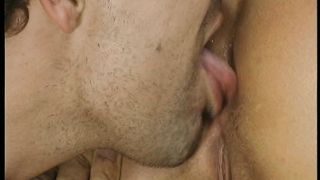 Video porno - ammucchiata lesbica