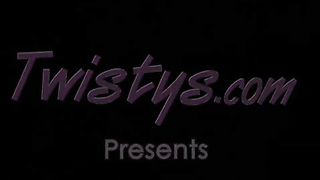 Anteprima del video: Bella grassona tettona fa servizio orale