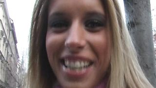 Anteprima del video: Ditalini e squirting vaginale