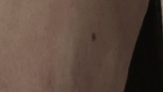 Anteprima del video: Ragazza esibizionista si masturba