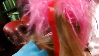 Video porno - ricca troietta ereditiera