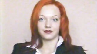 Anteprima del video: Bella porca rossa