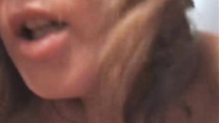 Tettona trentenne scopata in vacanza