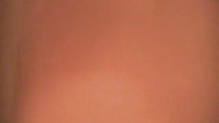 Ragazza che si masturba