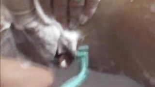 Moglie mora si depila la fica