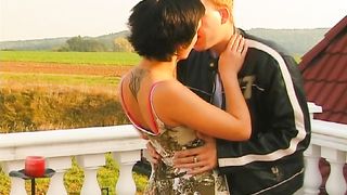 Anteprima del video: Super eiaculazione facciale