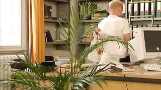 Video porno – sesso in ufficio