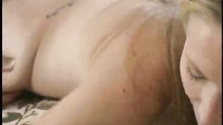 Pompino da trentenne bionda