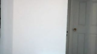 Anteprima del video: Strip amatoriale di mora caliente