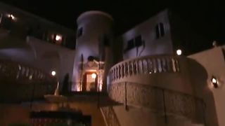 Anteprima del video: Calda bionda tettona amatoriale