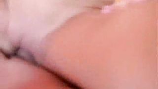 Casalinga sborrata in faccia