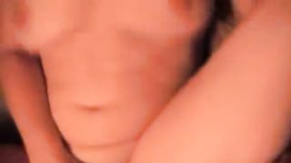 Inculata mentre si masturba la figa