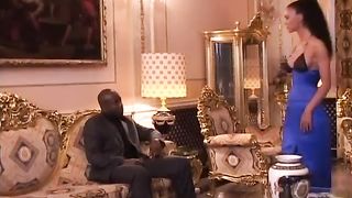 Anteprima del video: Cazzo ebony per milf italiana