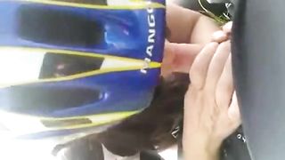 Pompino con sborrata all'aperto