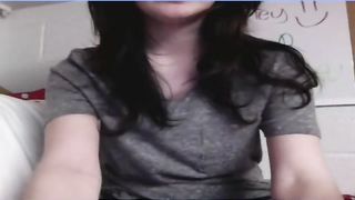 Teen tettona gnocca in cam