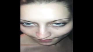 Me lo succhia e mi lecca le balle