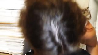 Pompino della collega sul posto di lavoro